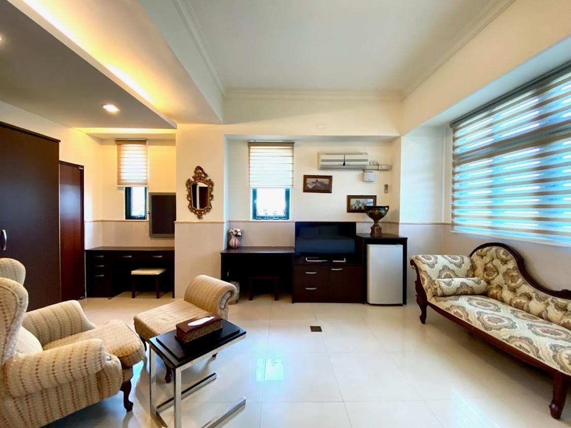 Ho Feng Private Hotel 電梯自助民宿 Ji'an Buitenkant foto